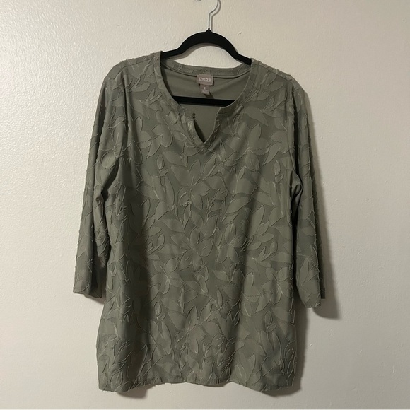 Chico's Size 2 Sage Green leaf textured Relaxed Tunic Top mature elegant - Picture 2 of 6